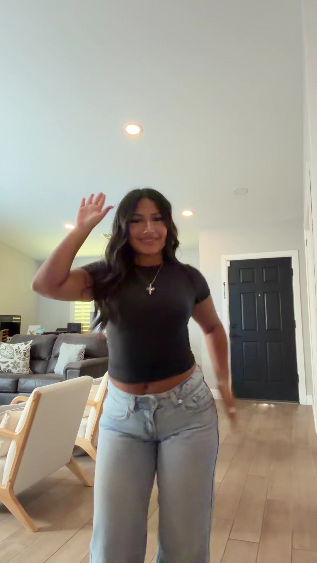 @yamila