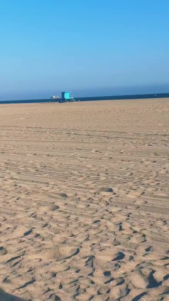 @hellolongbeachca