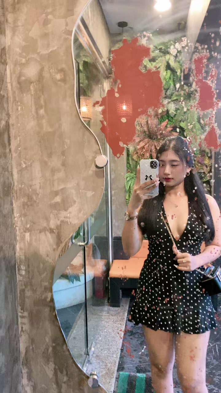 @Amelia Boo710