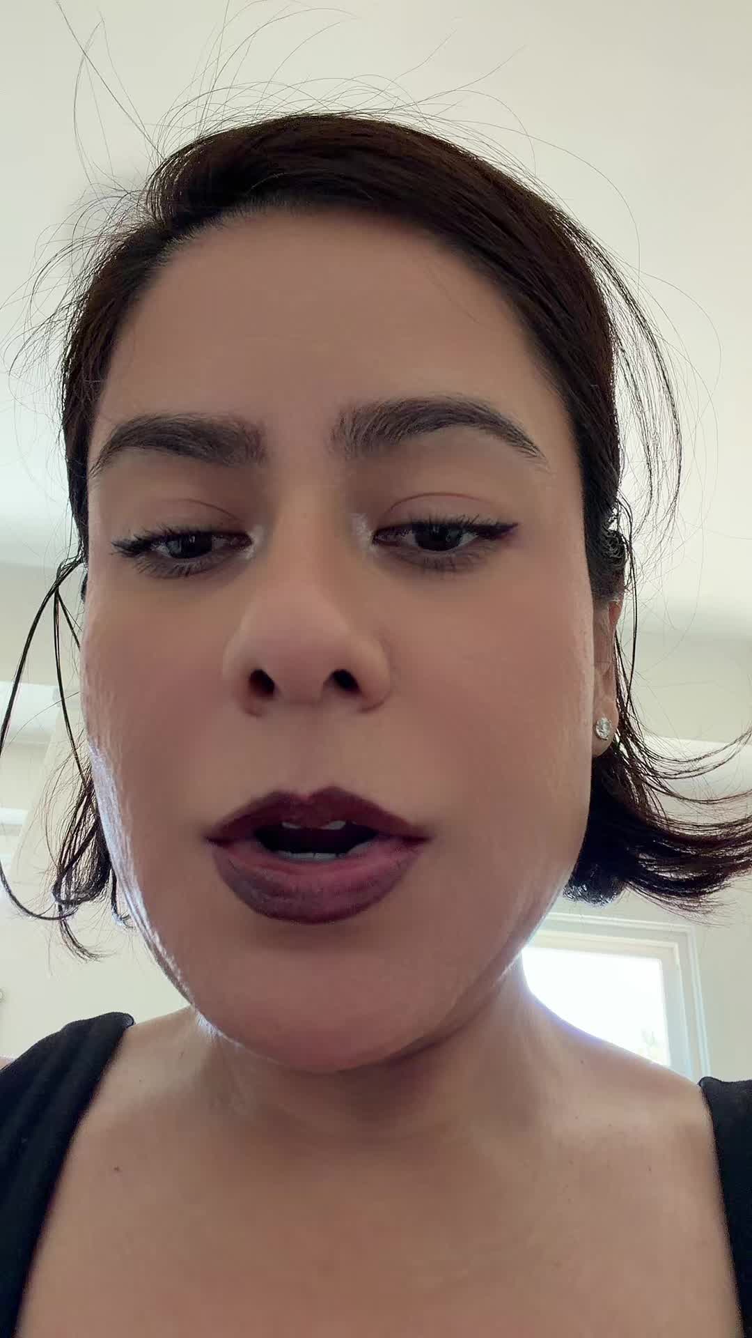 @ILIANAxO