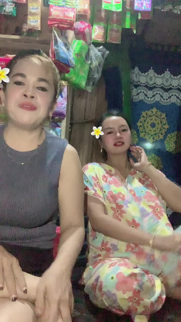 @Risnawathyy