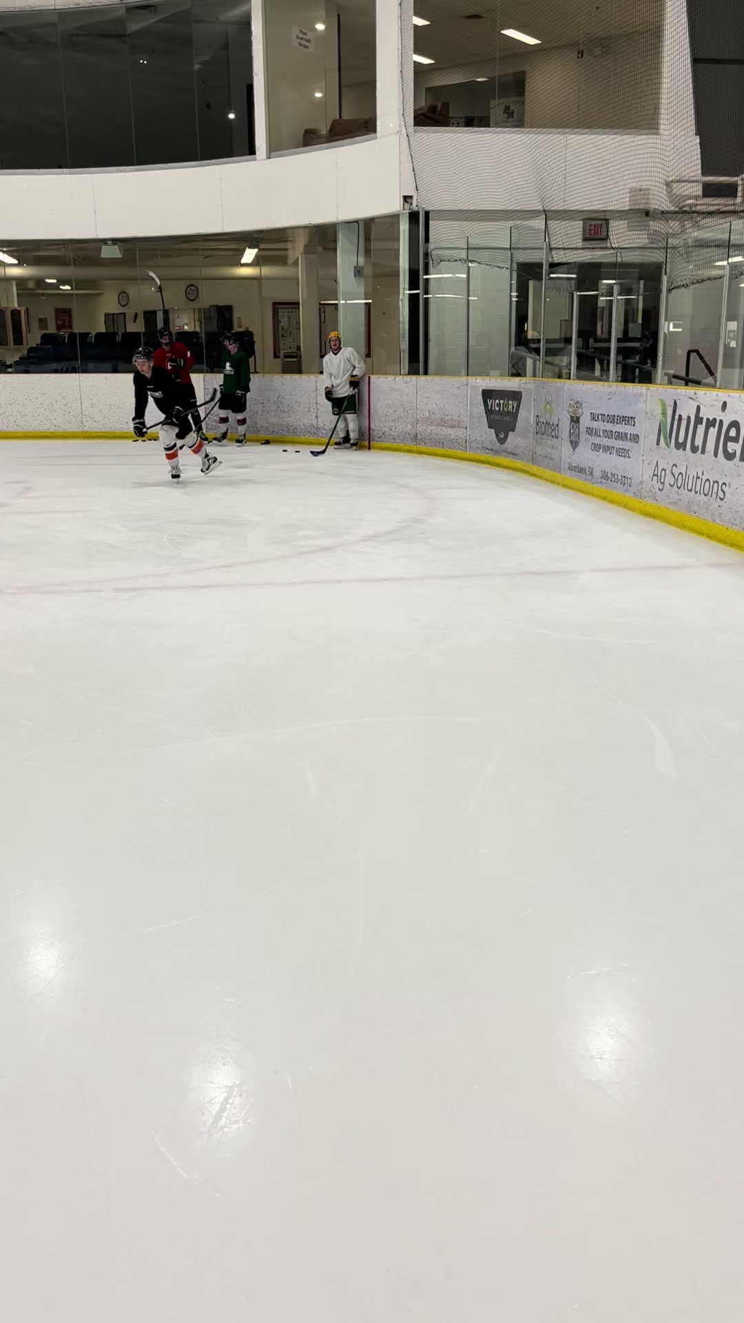 @Ts Hockey Shooting