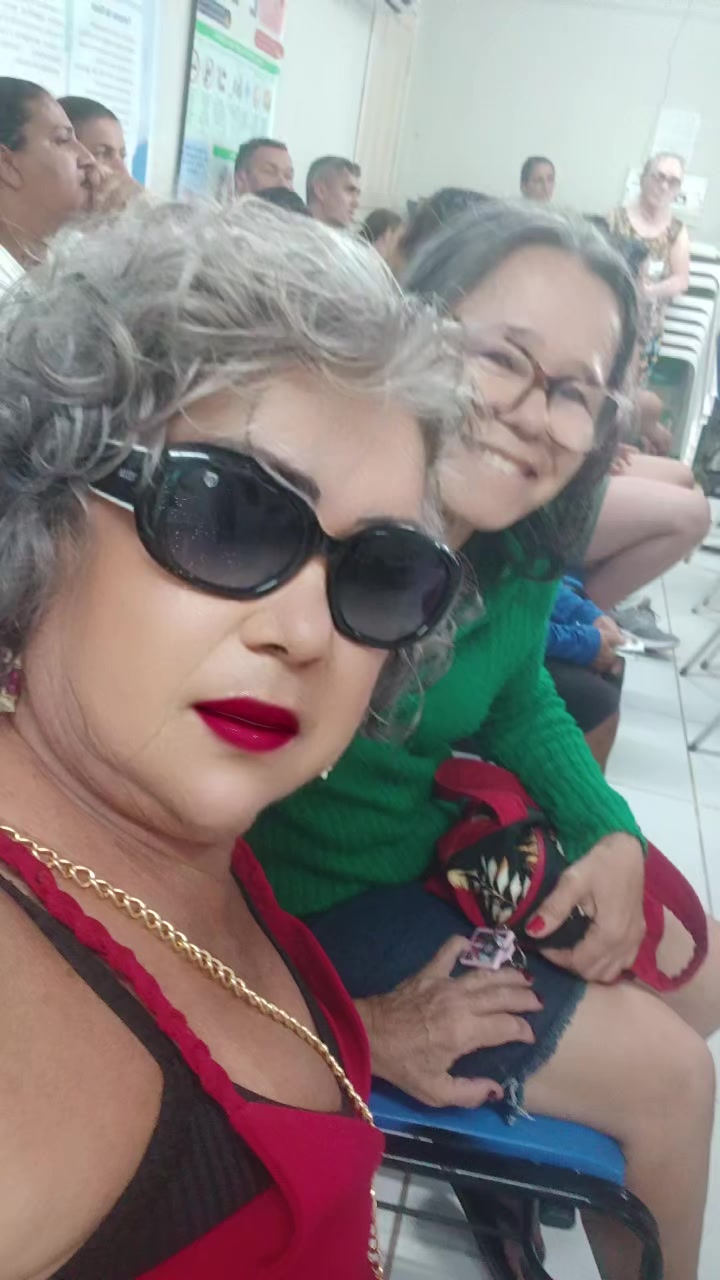 @Anamarialiveee@