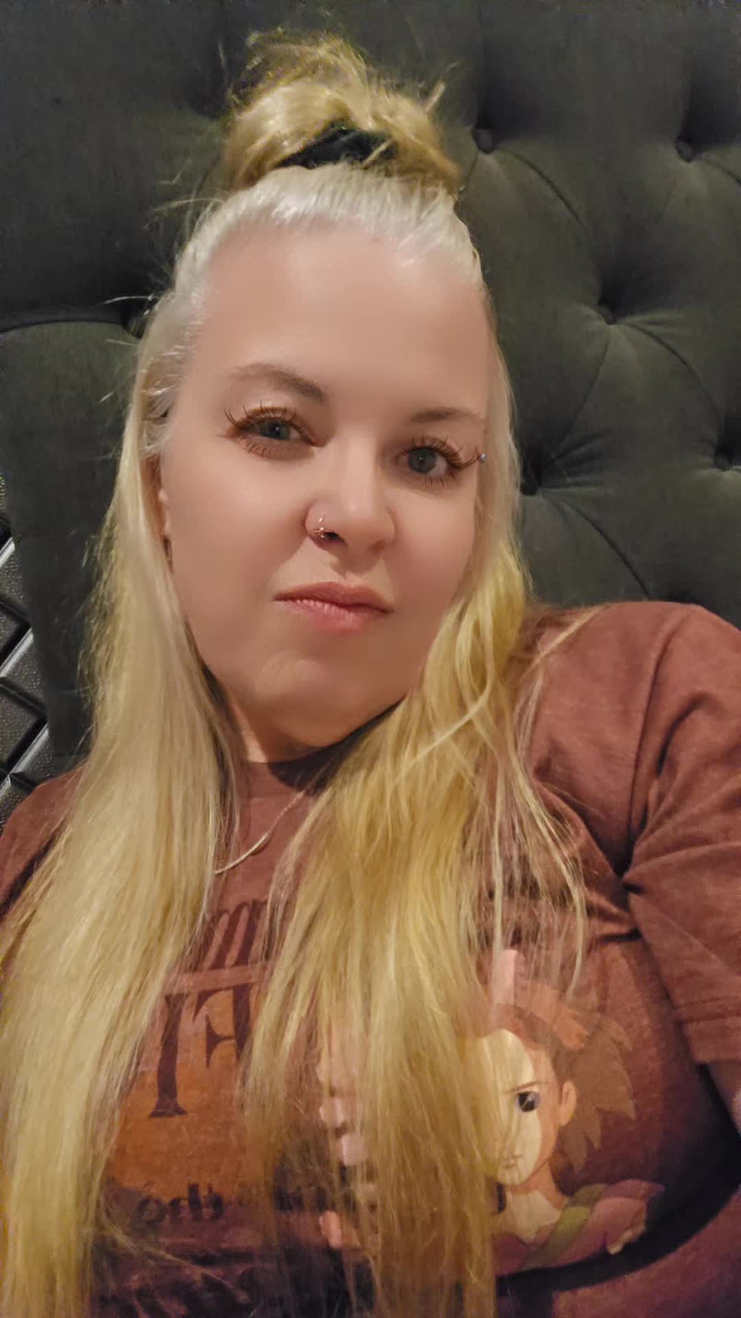 @greeneyeez