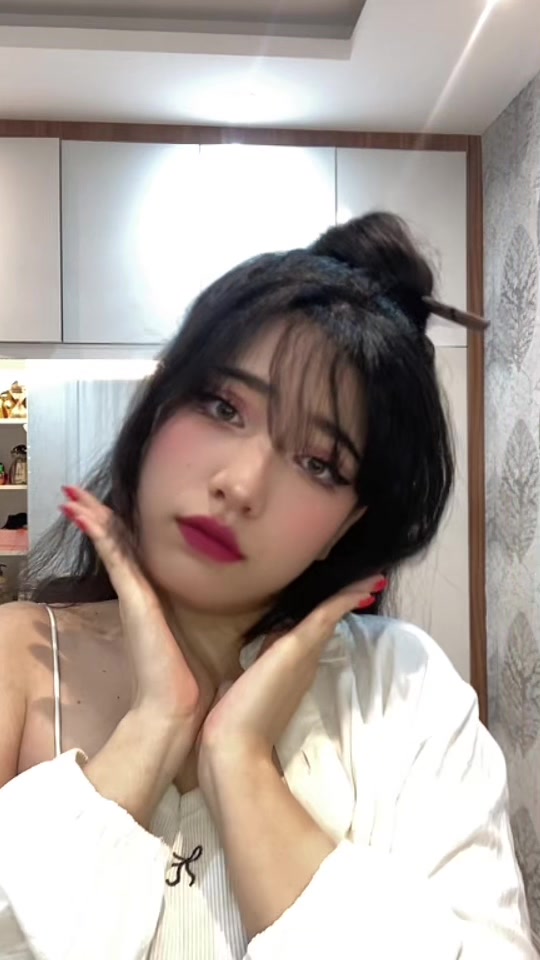@Loona🐿️