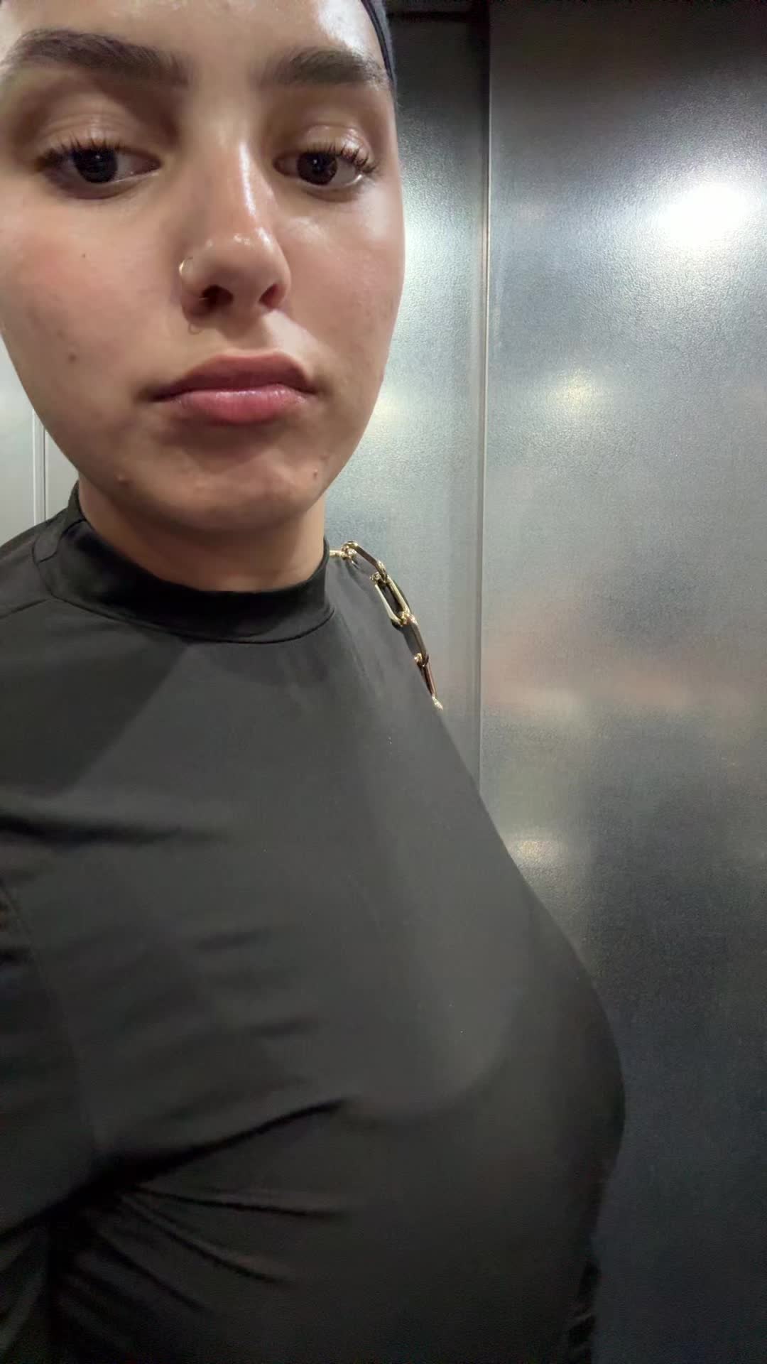 @dendé