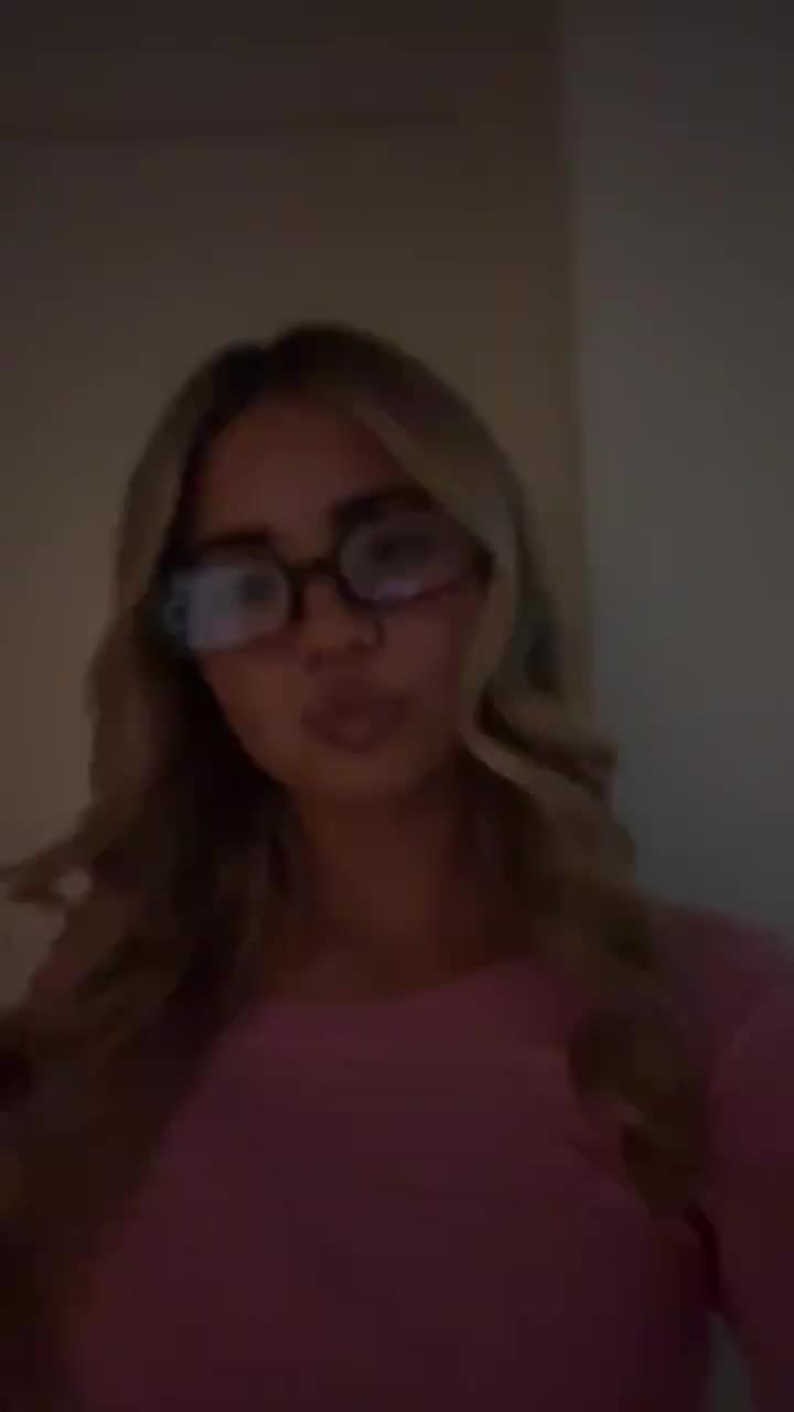 @giggleshat69