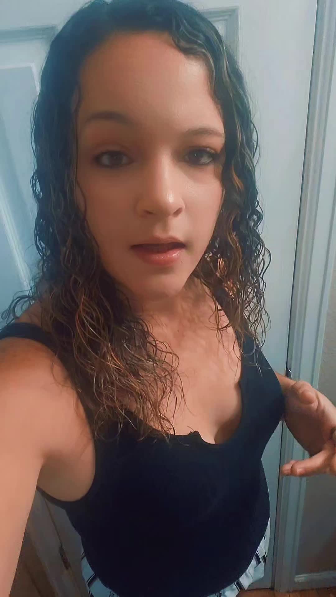 @CountryGirlJen90