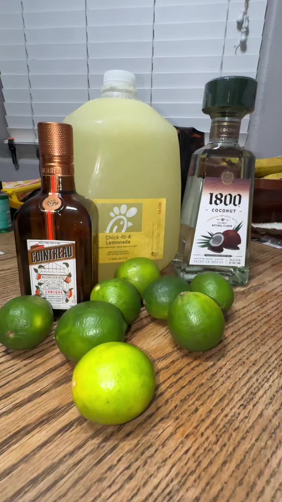 @MayraEats