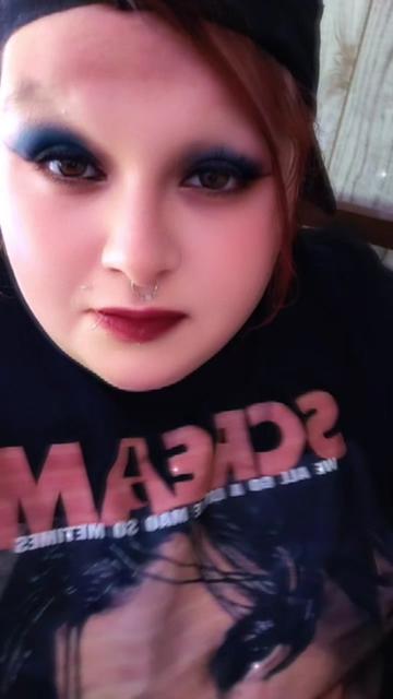 @Sarchotic666
