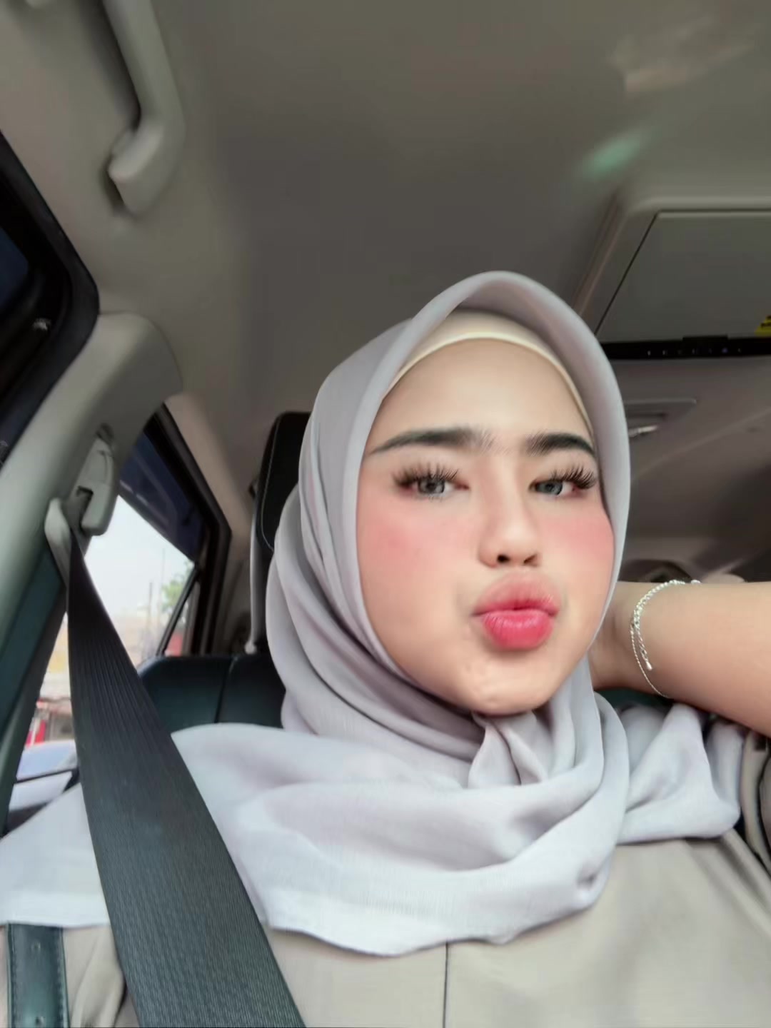 @aisyaaa