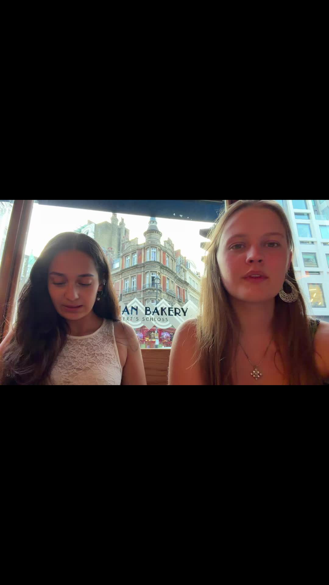 @larissa🫡🎸💞