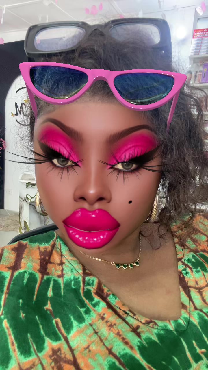 @Linemakeup
