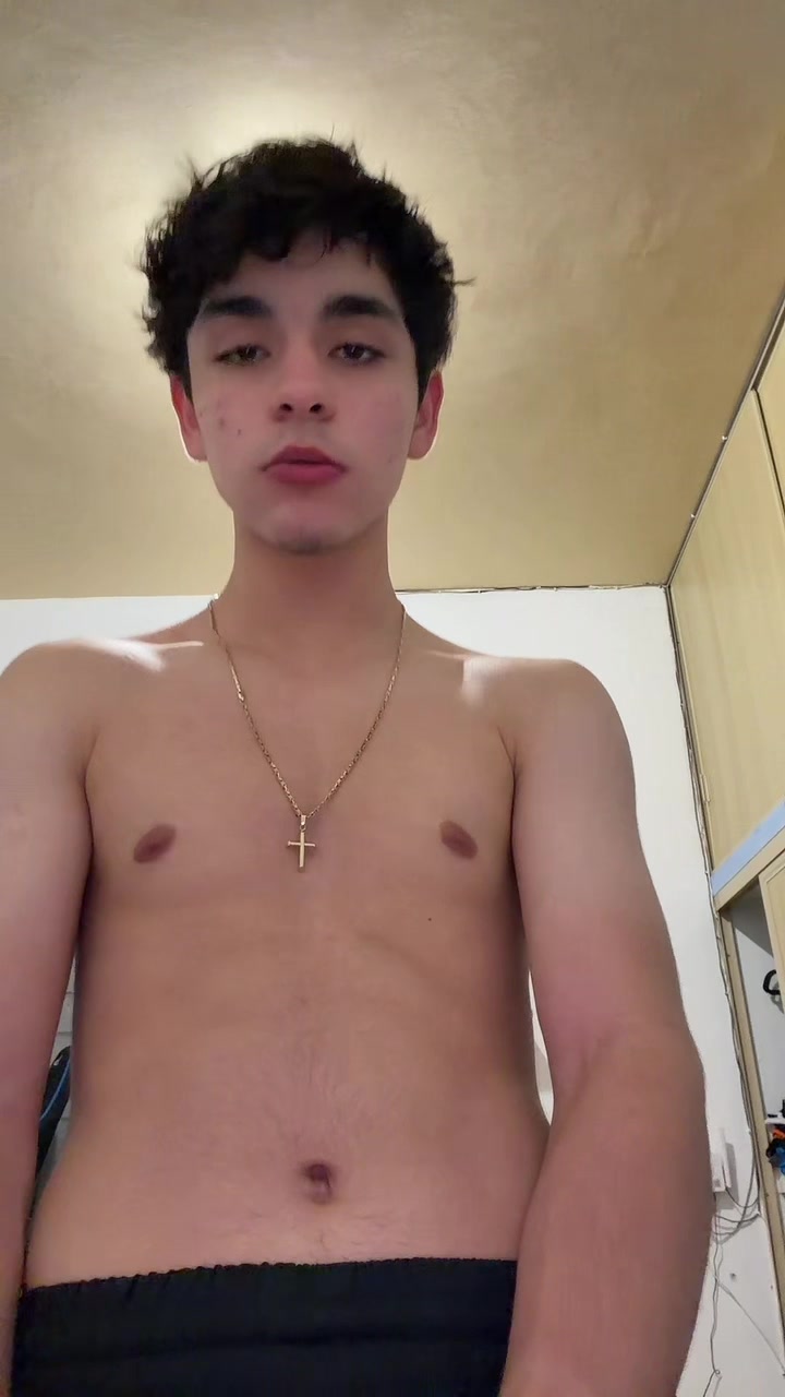 @leonelliveeee