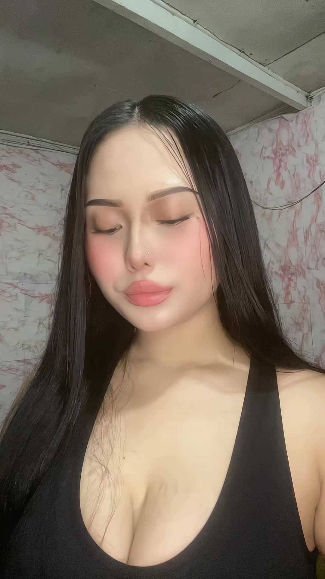 @Rrlvgrl