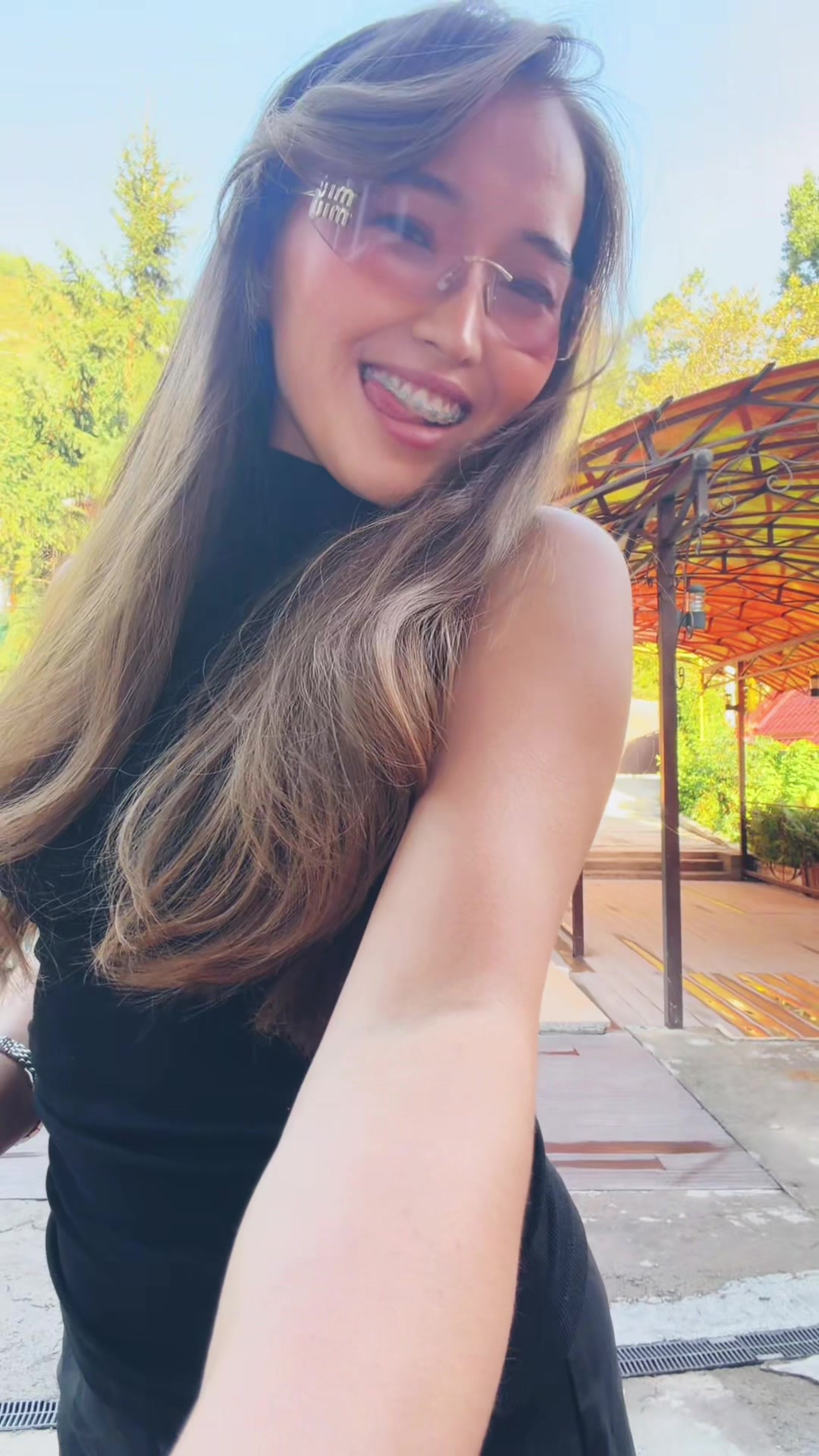 @Айж