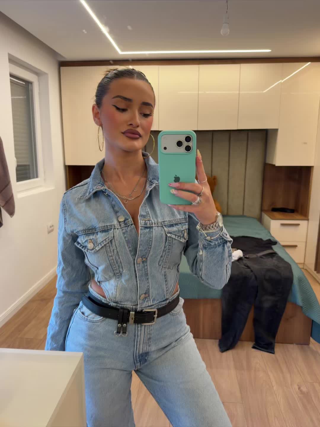 @erjonevesicii