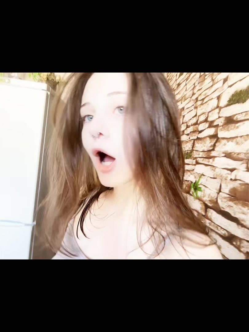 @валерія
