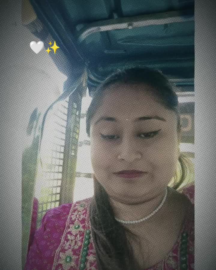 @DivYa Bist