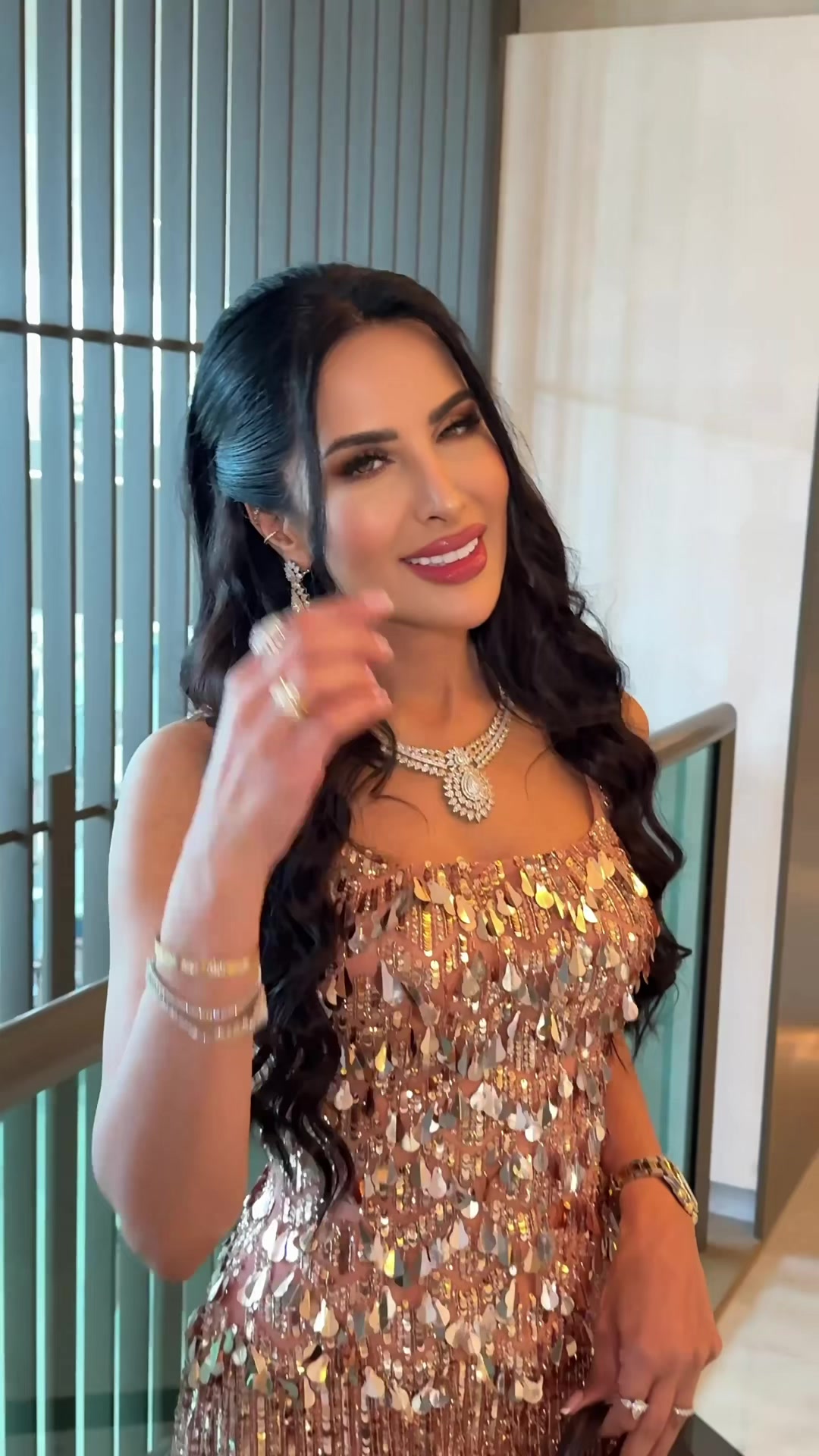 @Laloge_uae