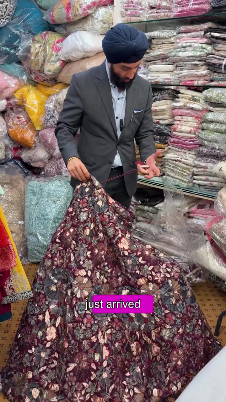 @Chandan Fashion Bollywed on TV