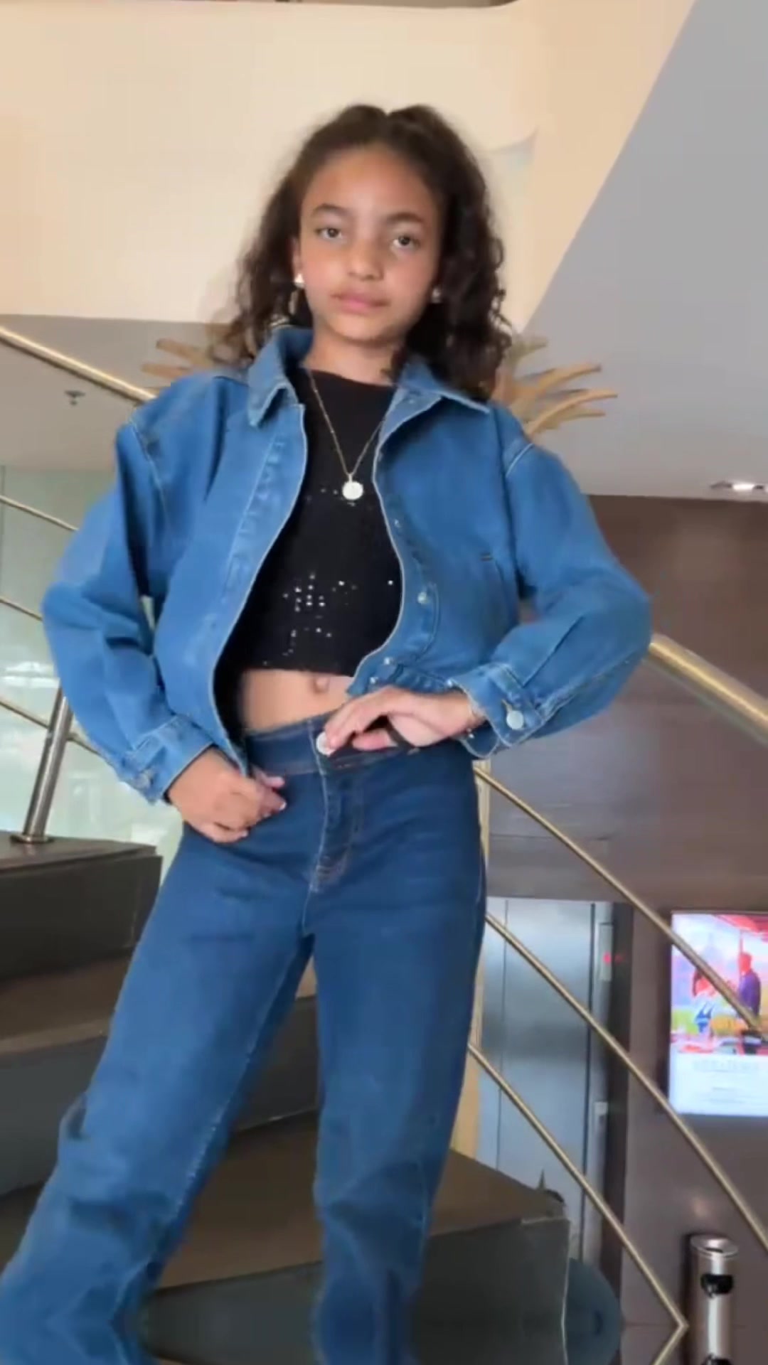 @𝐈𝐬𝐚𝐛𝐞𝐥𝐥𝐚 ✨👠
