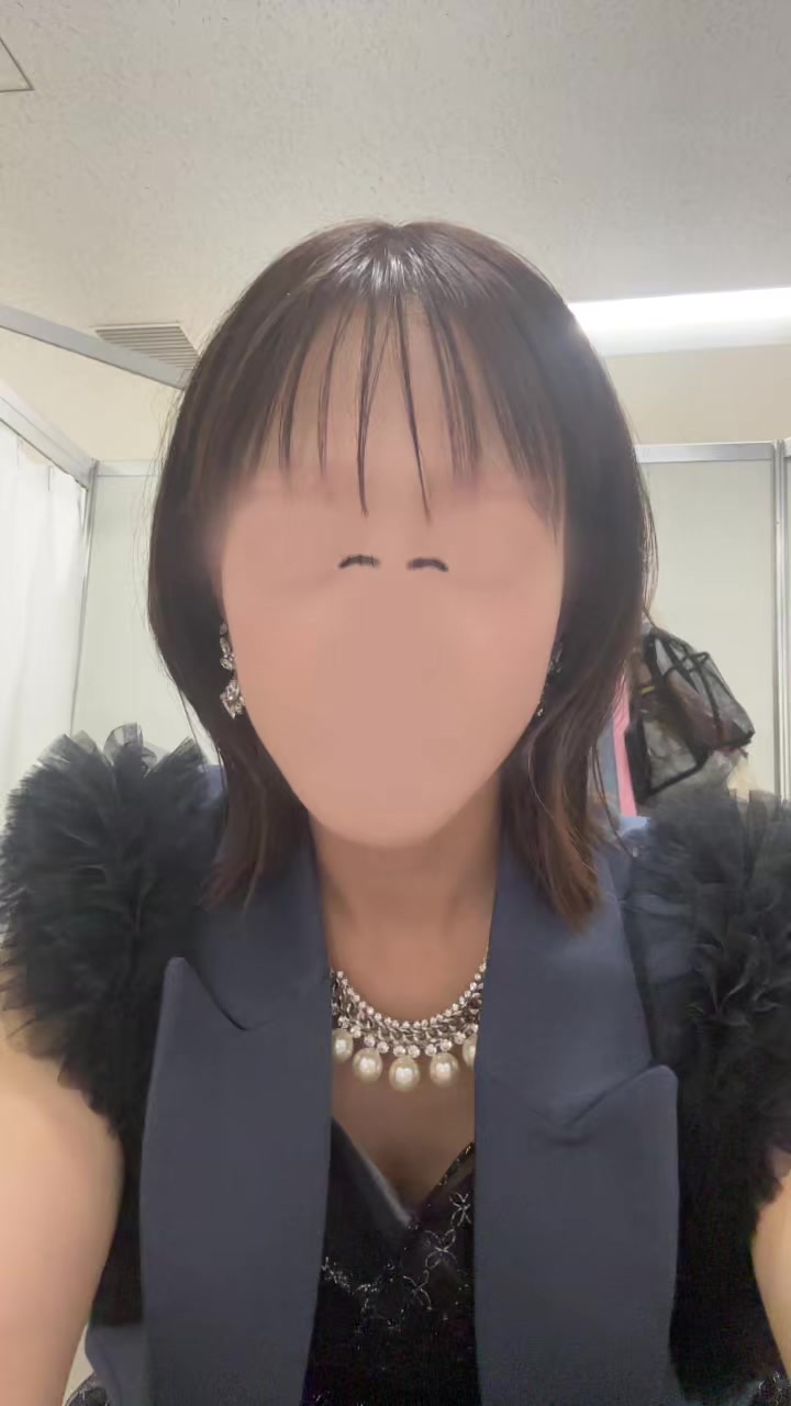 @鷲見 玲奈