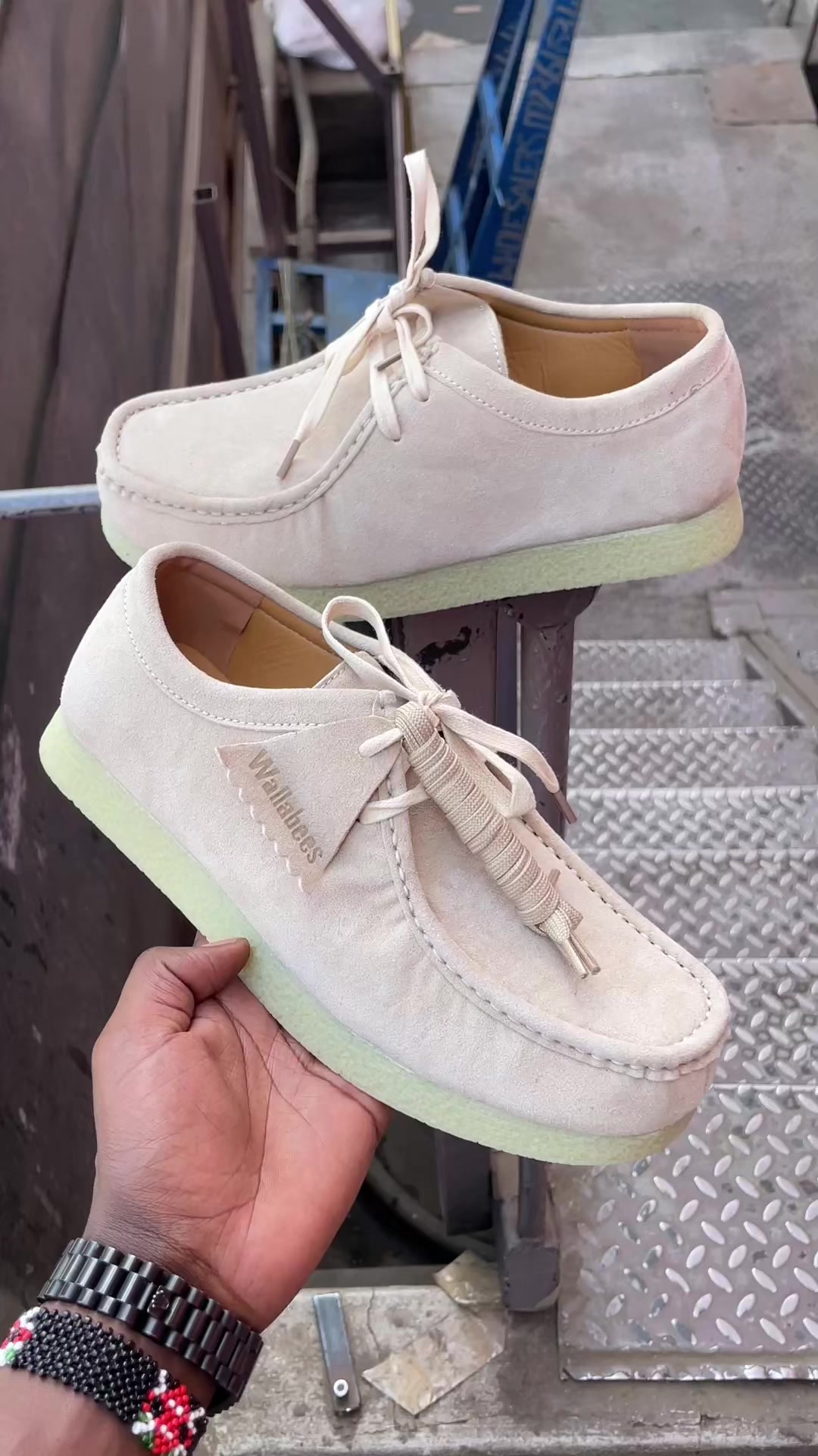@URBAN SHOES