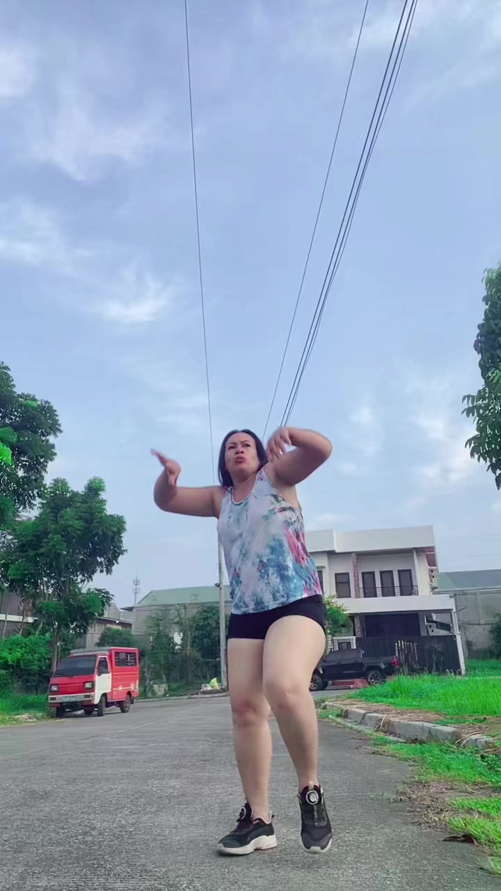 @Danztik_Neliereyes_twmft