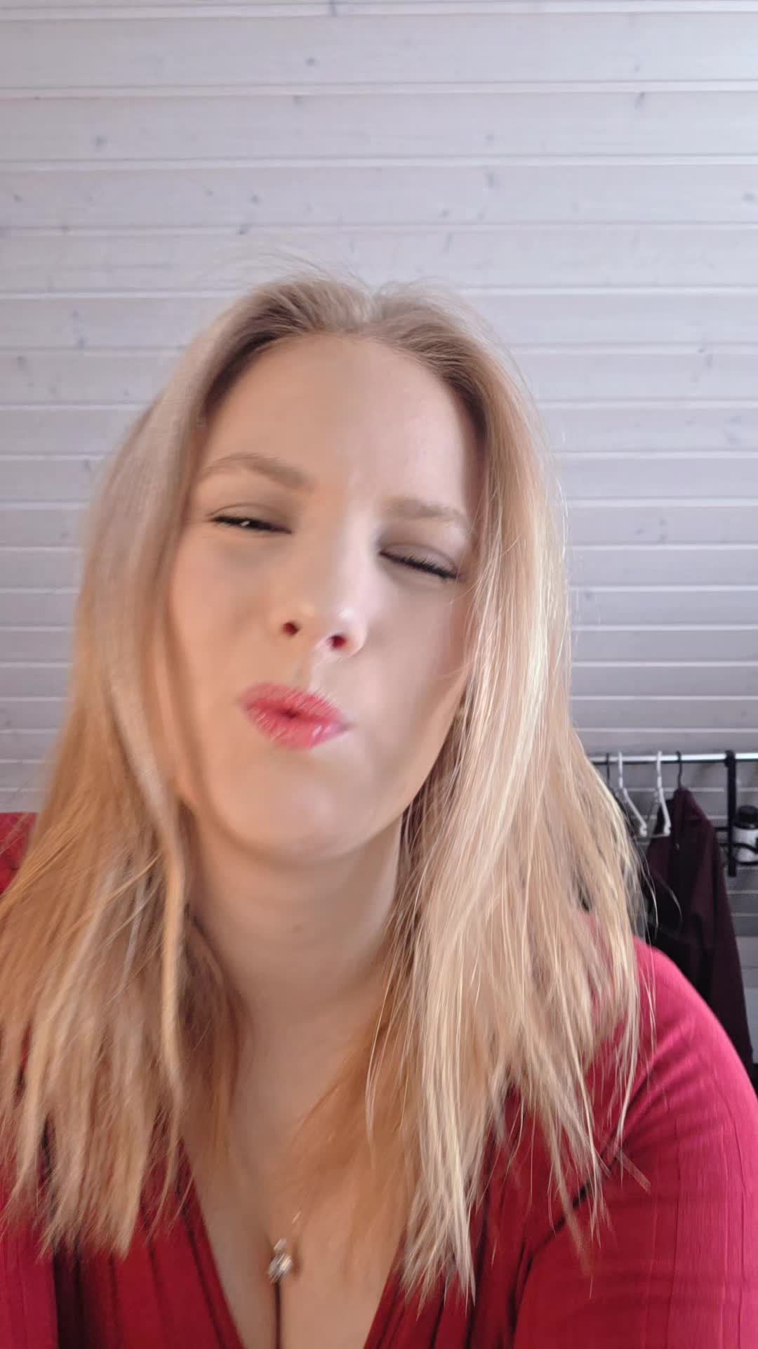 @Jenni