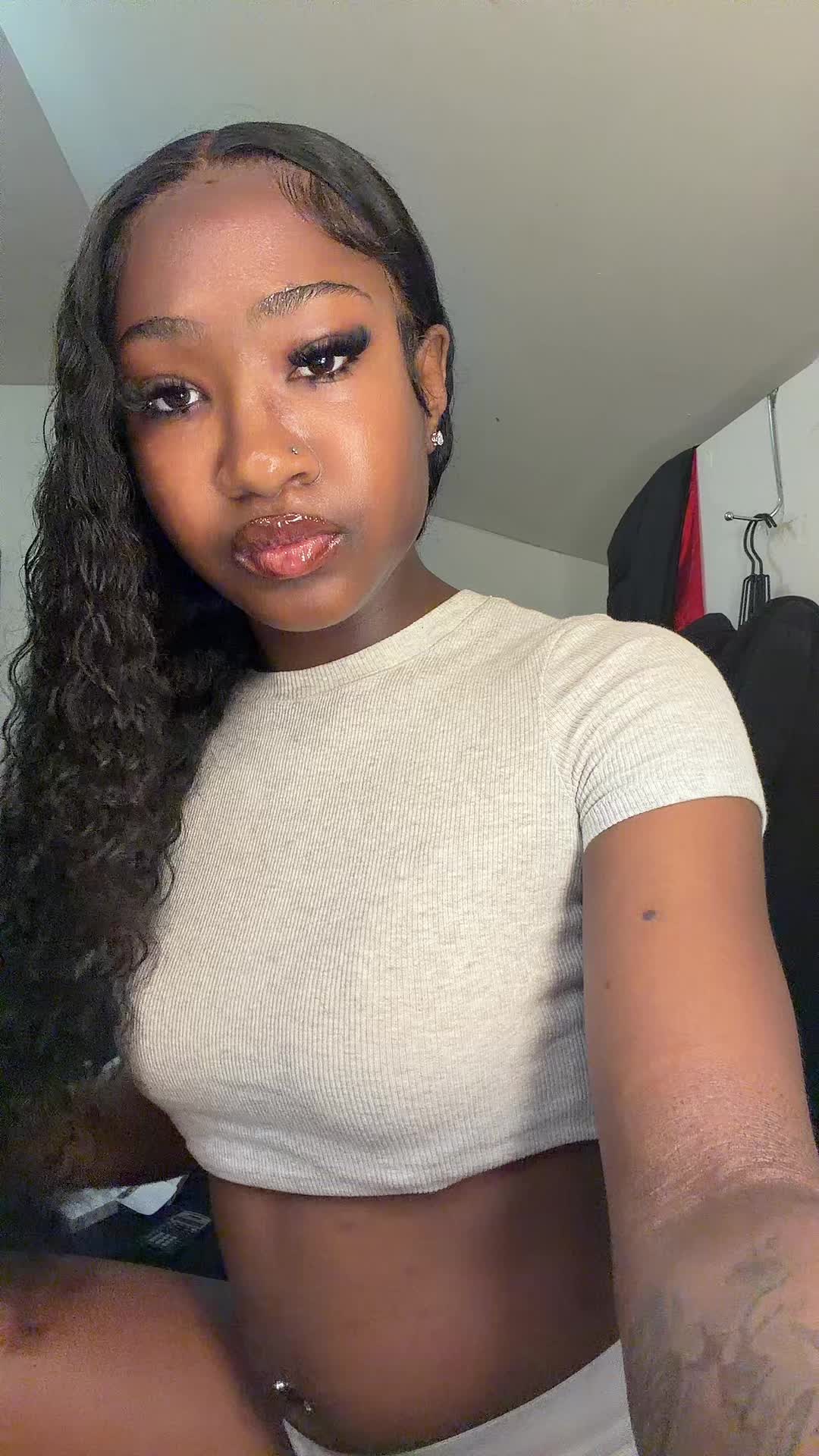 @Queenariiiberryyy🍓