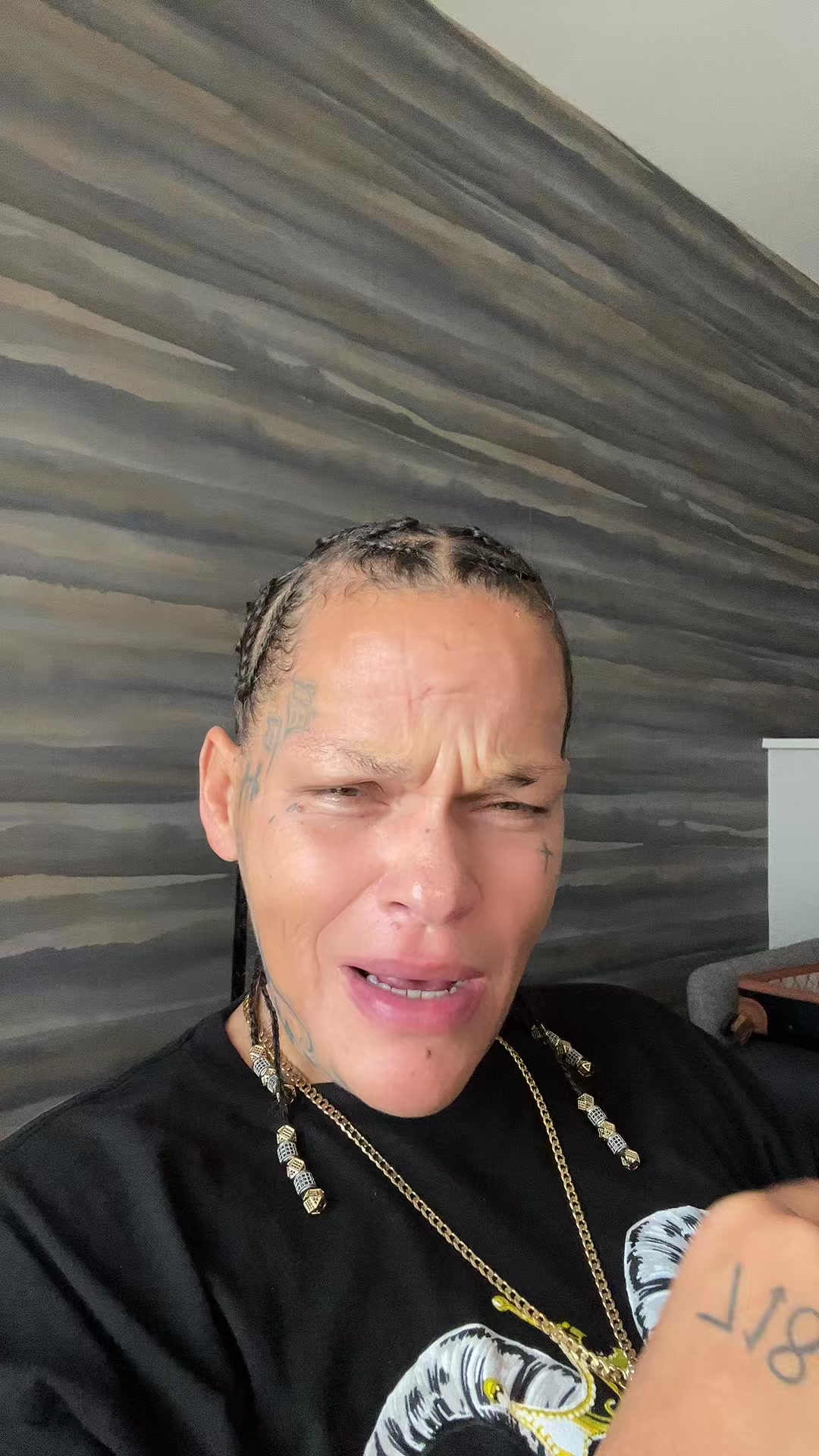 @MoeMillionz