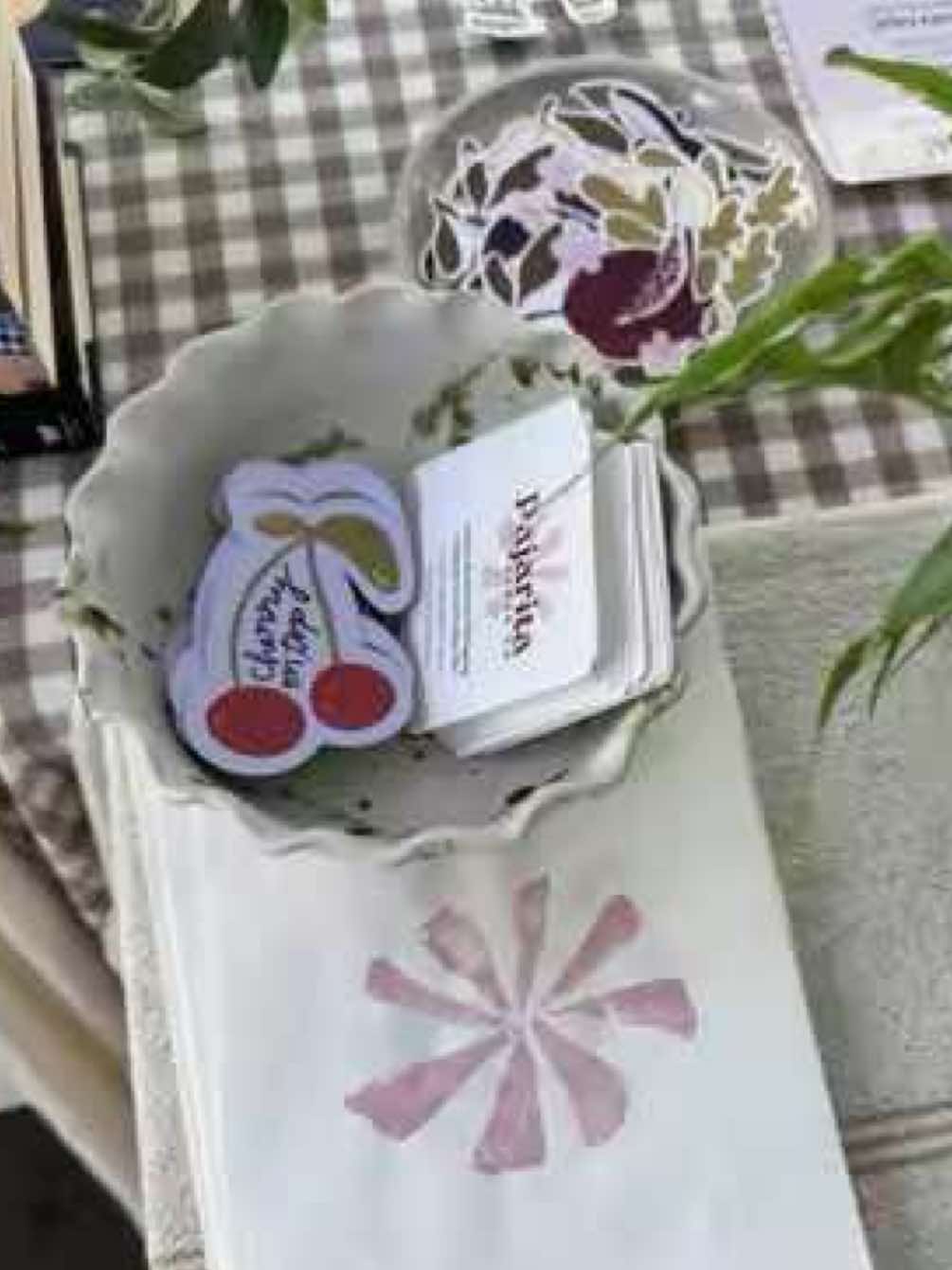 @Pajarita Paper Co