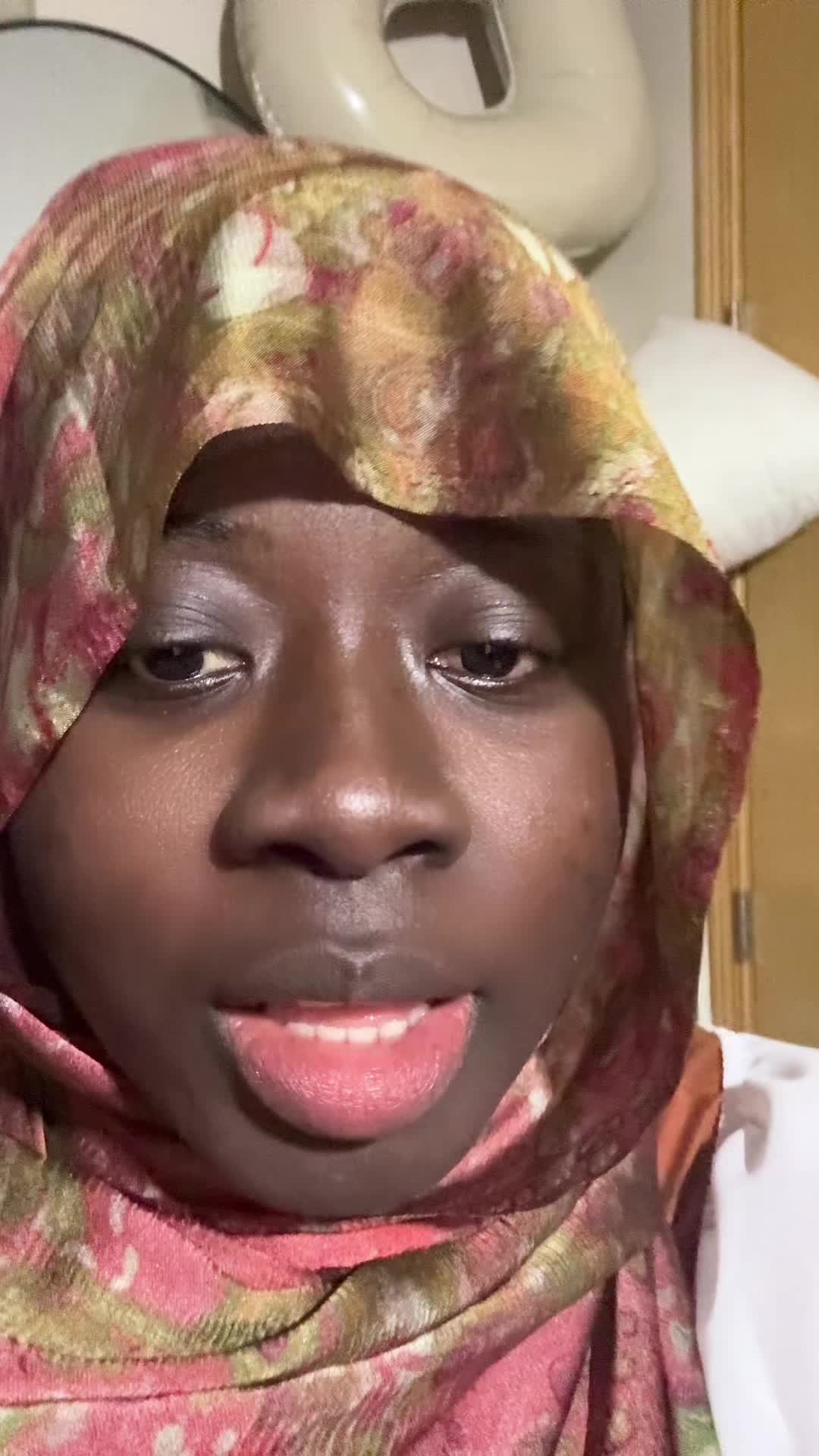 @Ayeeshaj1