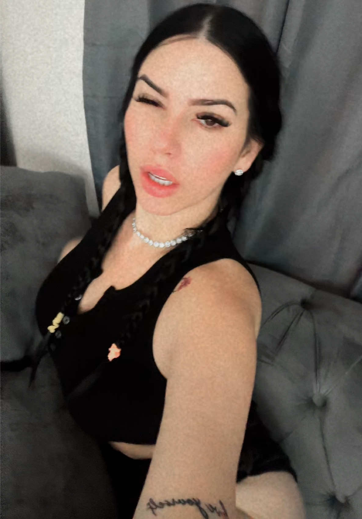 @Yani👸🏻