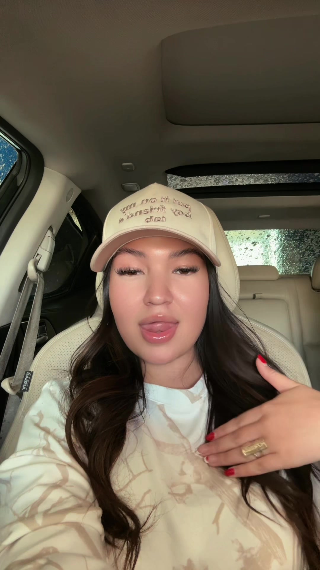 @Ana <3