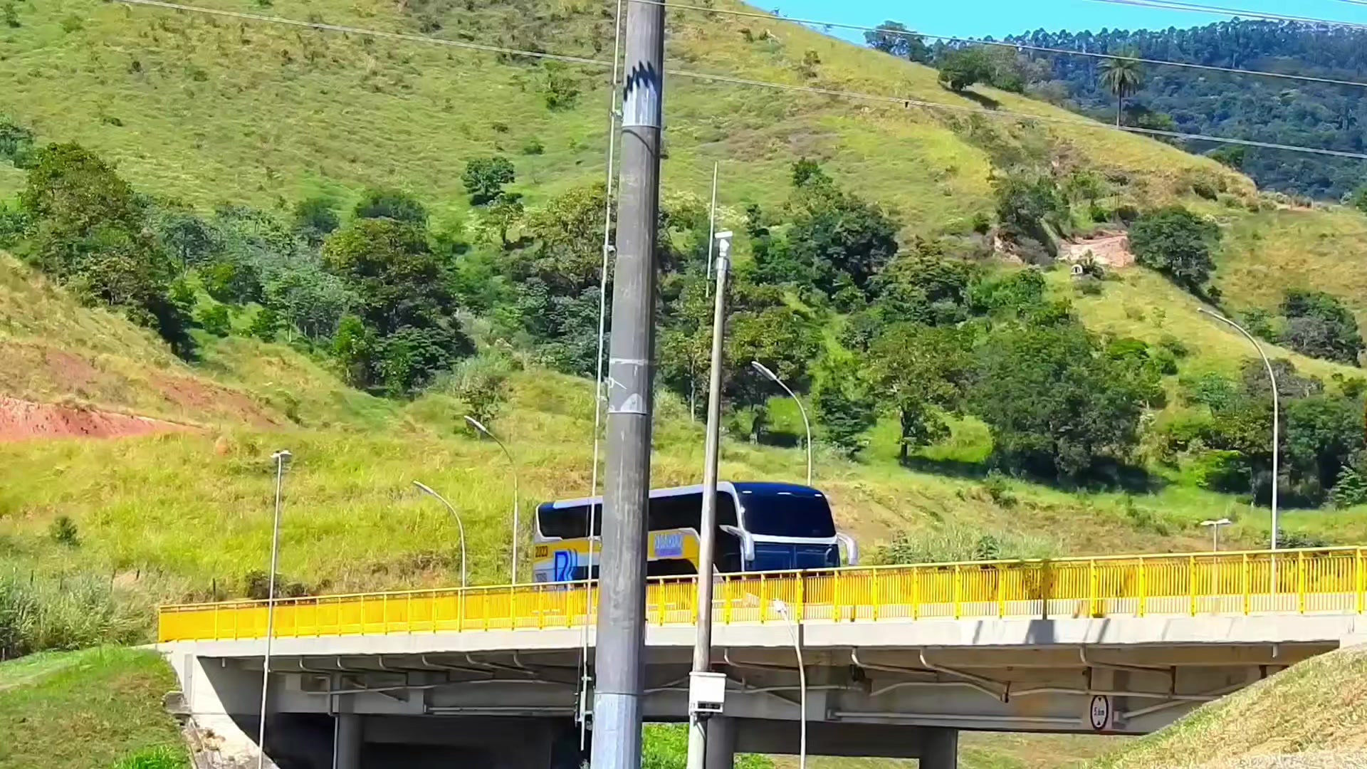 @ᴇᴅɪʟꜱᴏɴ ᴠɪᴅᴇᴏ ʙᴜꜱ🚍