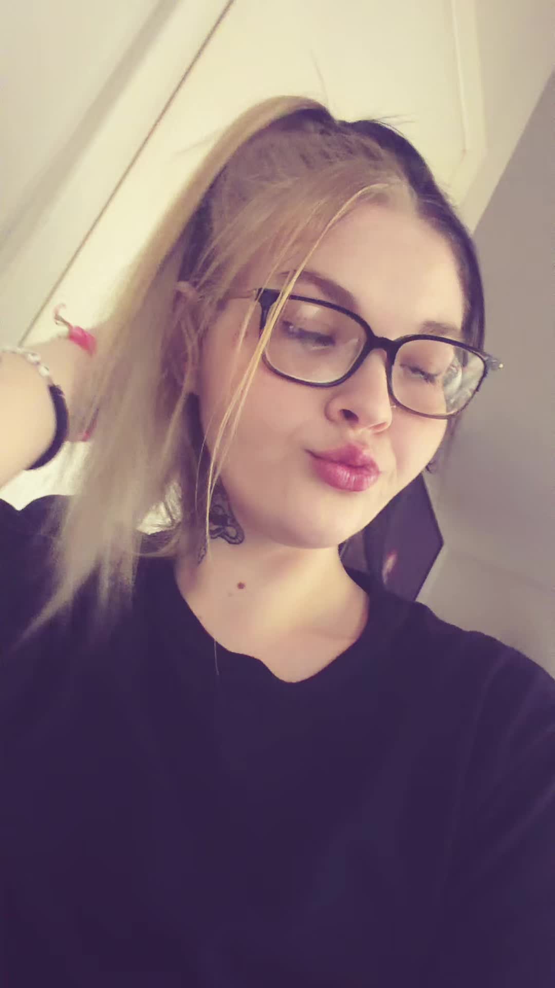 @that_whitegirrl