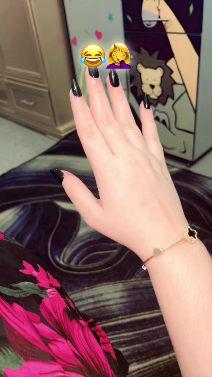 @AyEsHaRaHeEl🎀&hearts;️