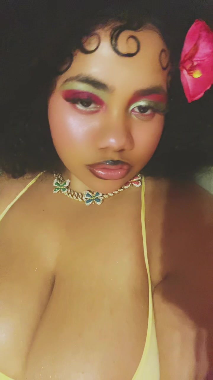 @arrianna🦋