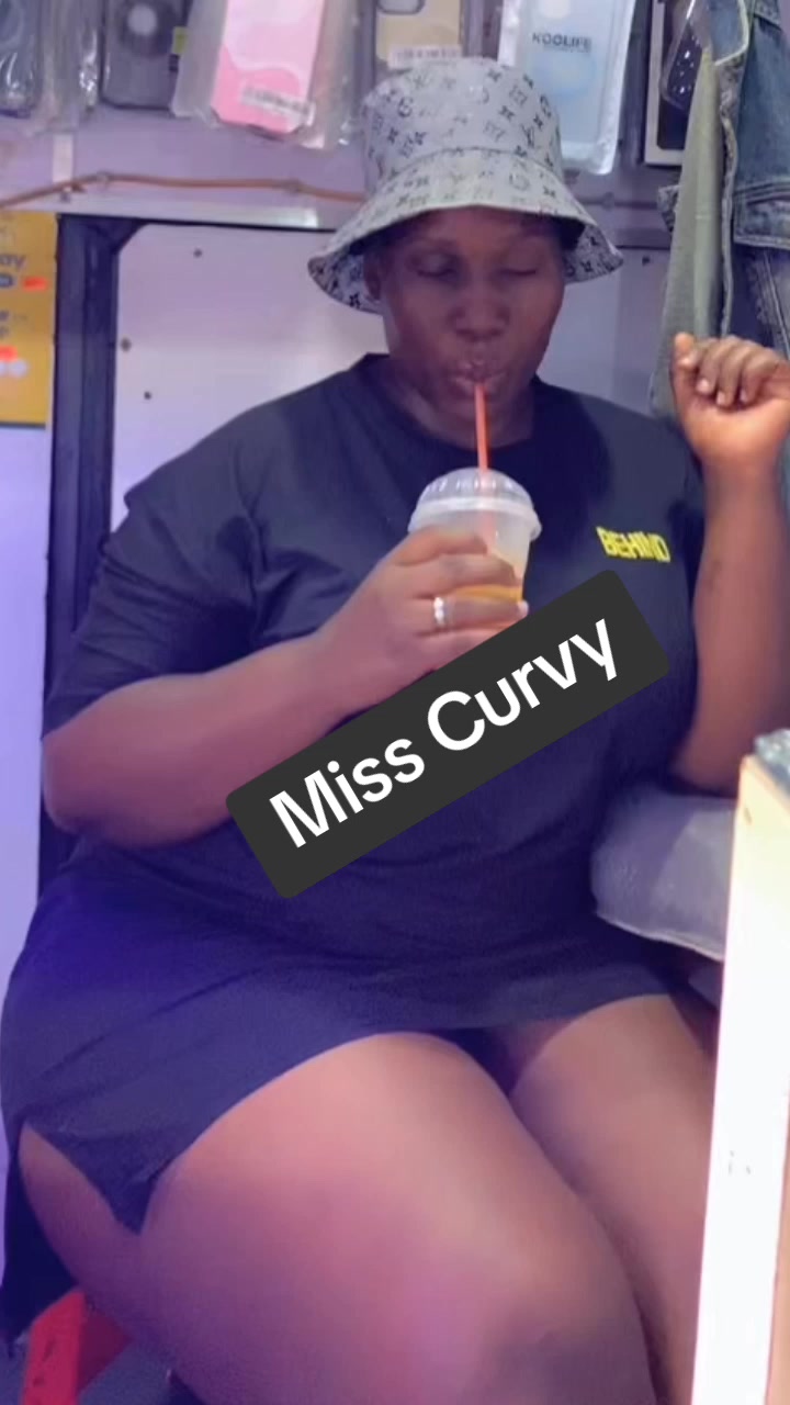 @Miss curvy 🥰