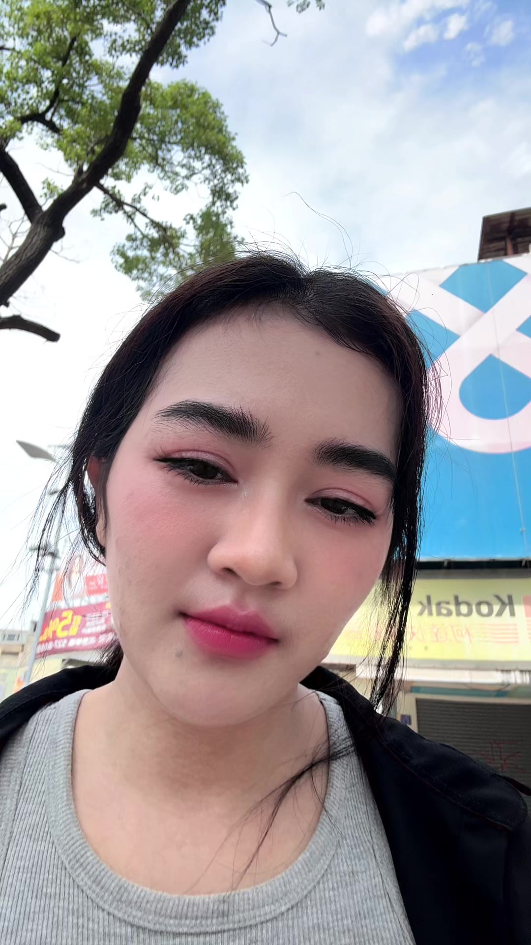 @Ce owi🐜🇮🇩🇹🇼