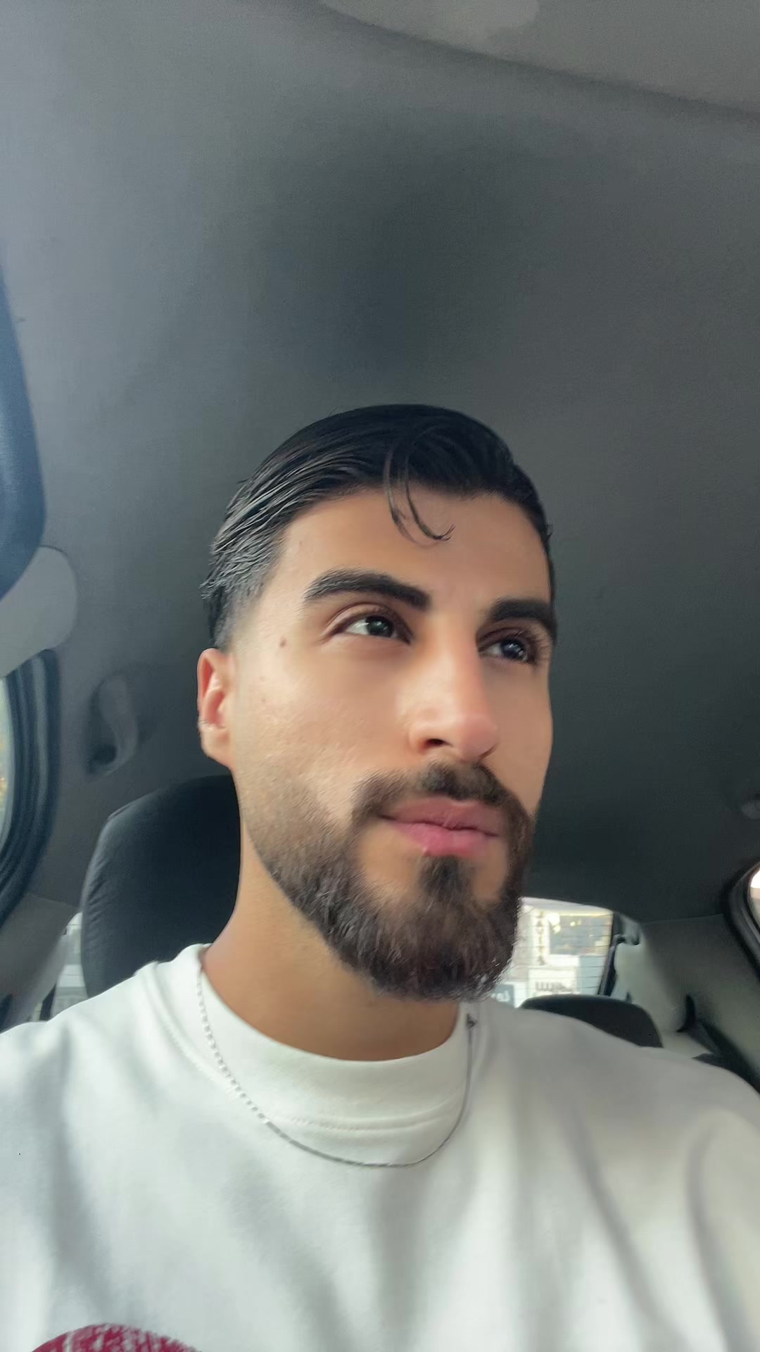 @Alighsmiii