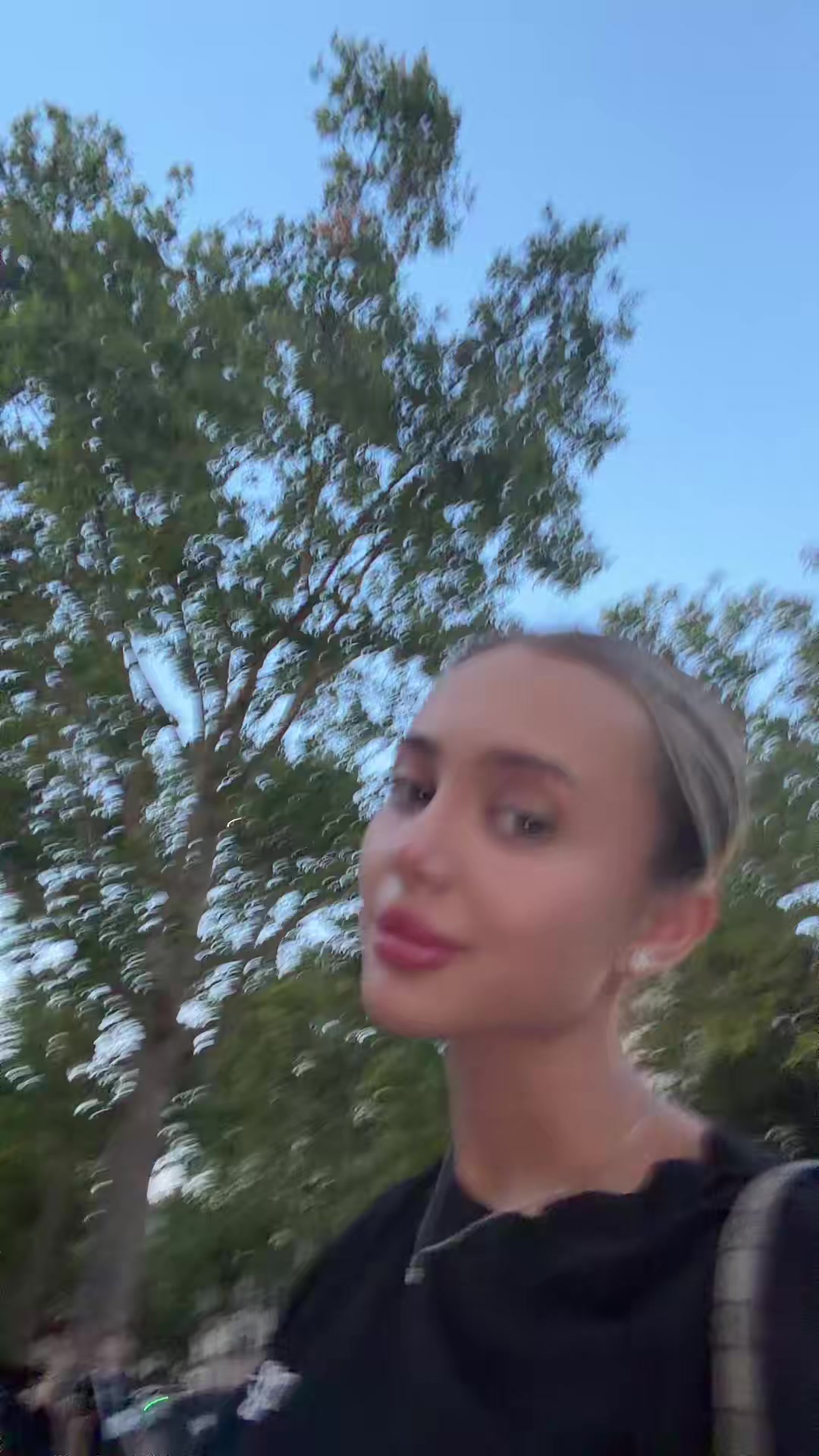 @Vr.annia