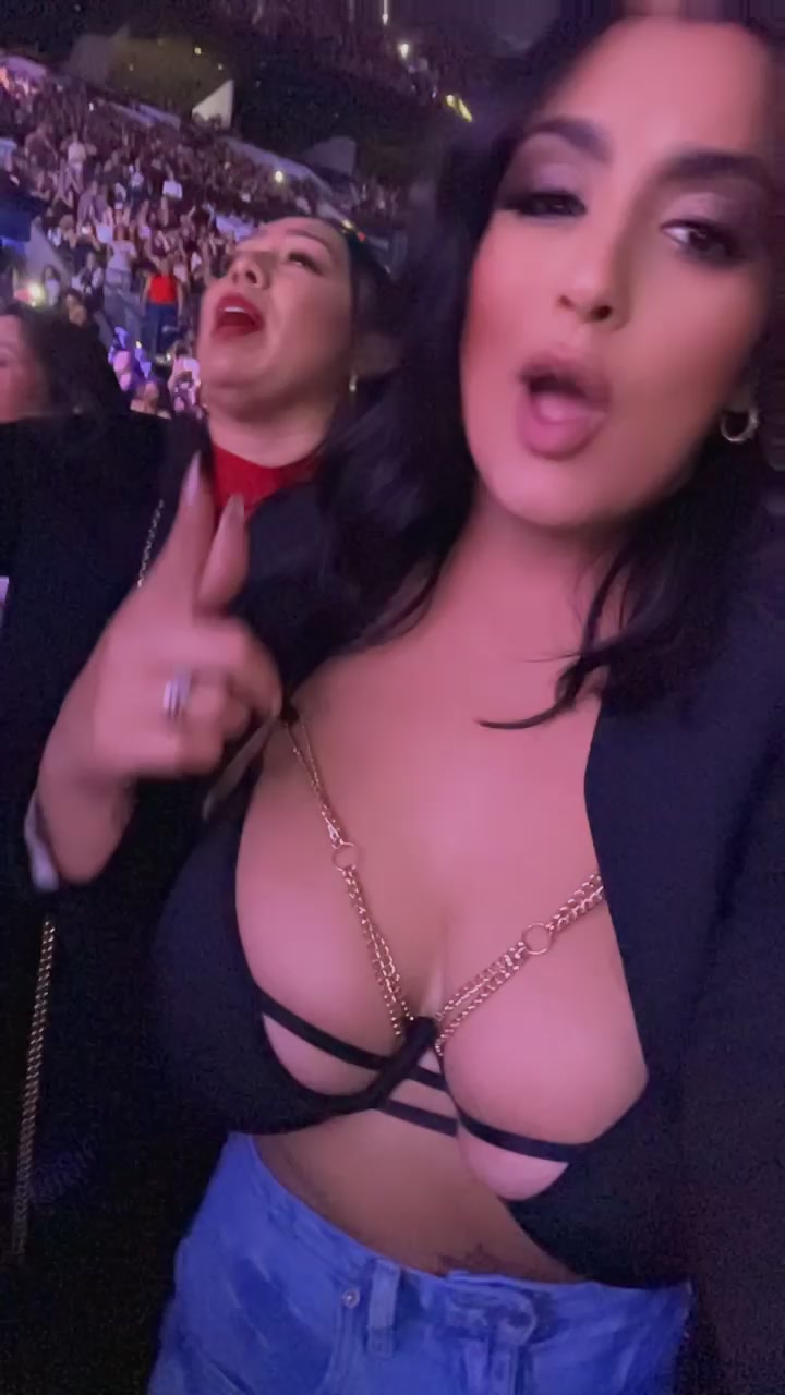 @Stephanie Evora