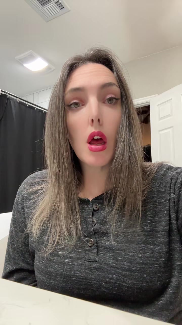 @IndicaSmile