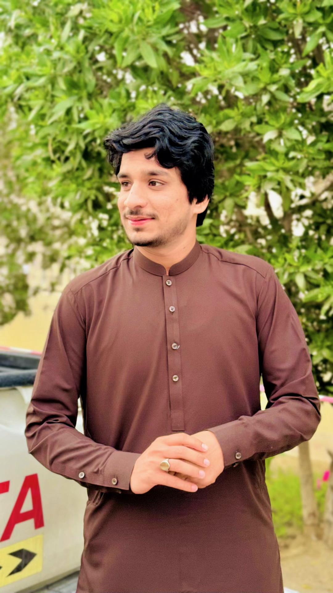@Shinda Mughal🇦🇪