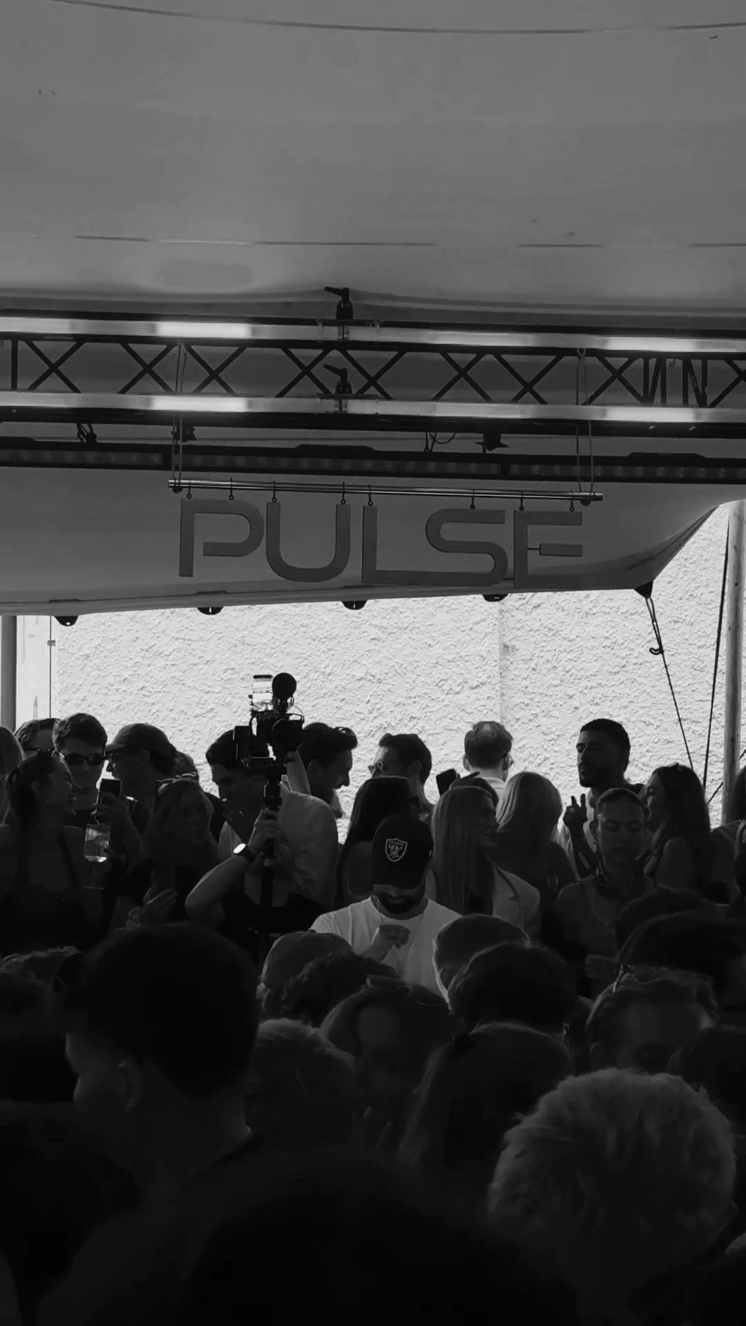 @dontfollownadine