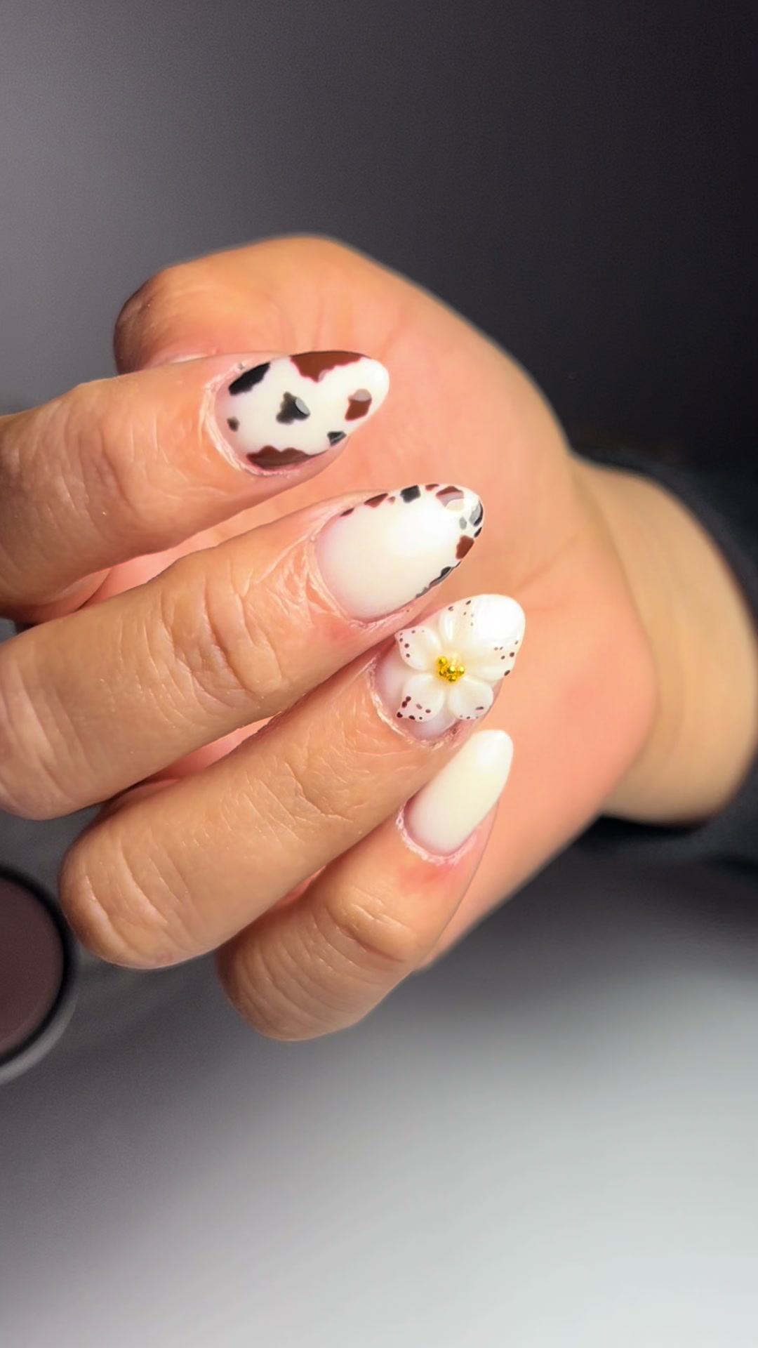 @Nails_Nicolesv