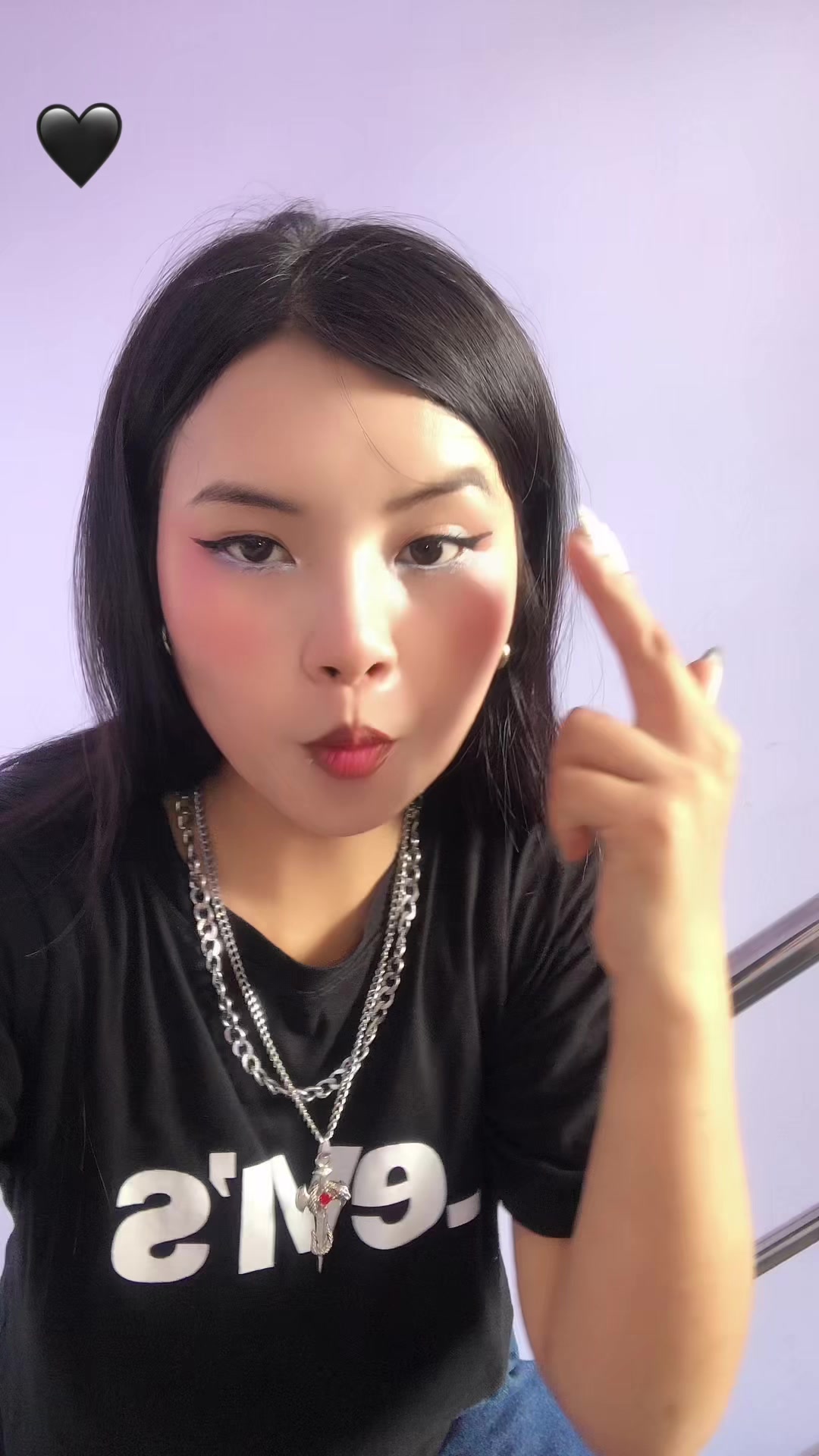 @V___11 🐉